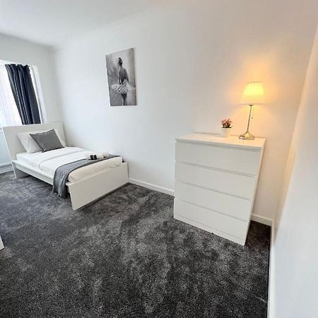 Stunning Flat In Greater London 호텔 외부 사진