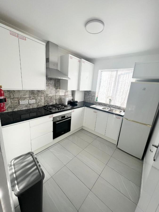 Stunning Flat In Greater London 호텔 외부 사진